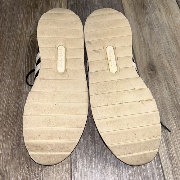 Adidas Retrorun EH1859 Womens US Size 9.5 Black White Running Sneaker Shoes - Picture 10 of 10